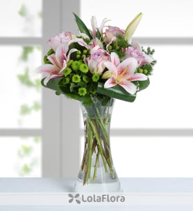 Lirios y rosas: Colores divinos