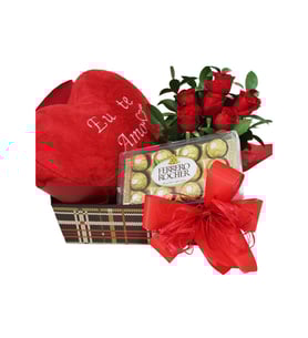 Cesta com Chocolates, Rosas Vermelhas e Coração de Pelúcia
