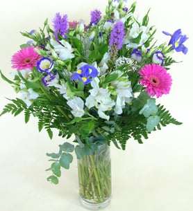 Iris Elegance Bouquet