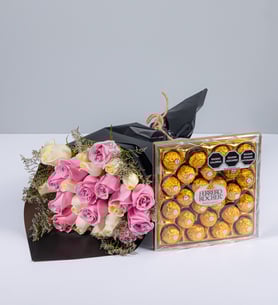 Bouquet 24 White, Pink And Ferrero 24 Roses