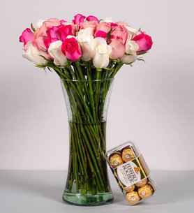 50 Fuchsia, Pink & White Roses in Glass Vase with Ferrero 16