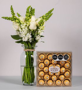 Blanca Roses And Perritos With Ferrero 24